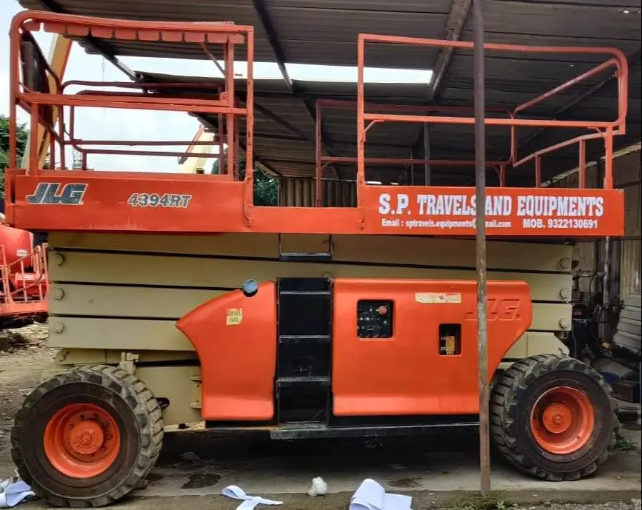 jlg-4394-rt-hydraulic-scissor-lift-rental-service-1000x1000 (3).webp